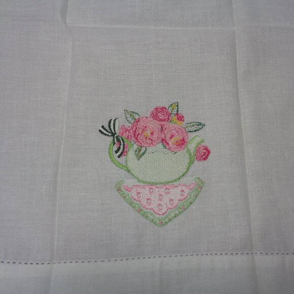 2 Sandy Clough Ramie & Cotton Embroidered Teapot and Roses Tea Towels NWOT - Picture 5 of 5
